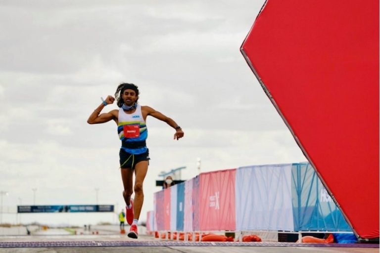 Rajpaul Pannu finishing the Hoka Project Carbon X2 100K